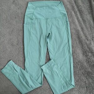 1st Phorm green pocket leggings